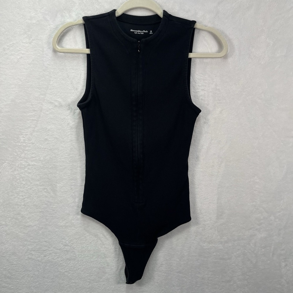 Abercrombie & Fitch Soft A&F Sleeveless Ribbed Bodysuit Womens M Black Thong Zip